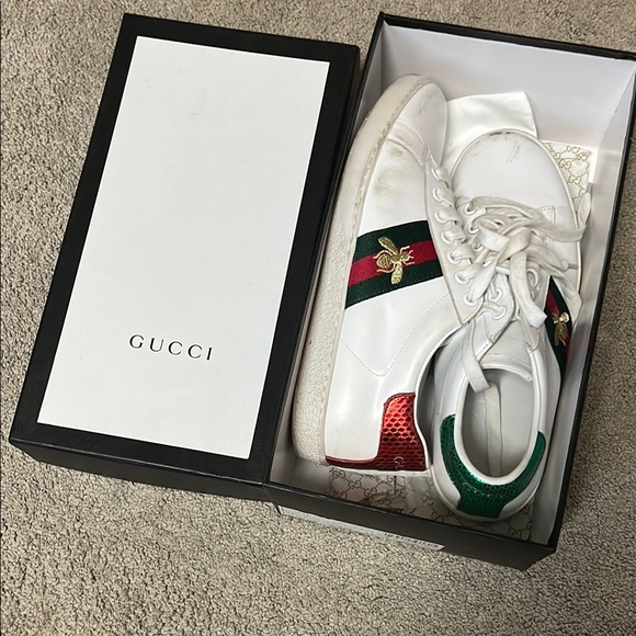White Sneakers with Red and Green Stripes - Picture 1 of 5